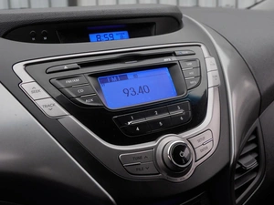 Седан Hyundai Elantra 2013 года, 1085000 рублей, Волгоград