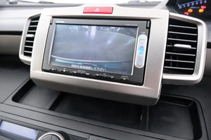 Минивэн Honda Freed 2014 года, 1049000 рублей, Красноярск