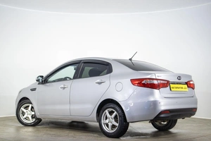 Седан Kia Rio 2013 года, 819000 рублей, Оренбург