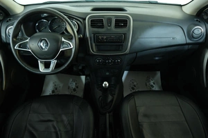 Седан Renault Logan 2020 года, 699000 рублей, Омск
