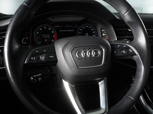 Внедорожник Audi Q7 2020 года, 6319000 рублей, Красный Пахарь