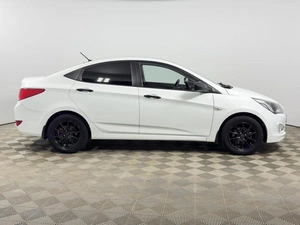 Седан Hyundai Solaris 2015 года, 809900 рублей, Казань