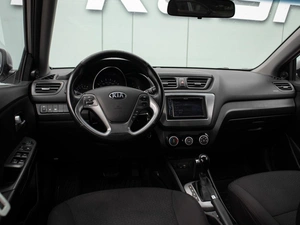 Седан Kia Rio 2016 года, 999000 рублей, Большой Сочи
