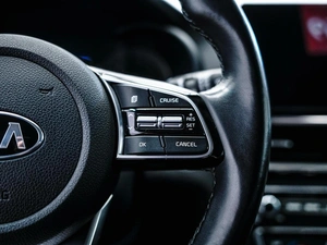 Седан Kia K5 2019 года, 2030000 рублей, Красноярск