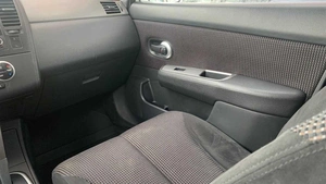 Седан Nissan Tiida 2013 года, 756000 рублей, Солонцы