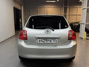 Хетчбэк Toyota Auris 2008 года, 747000 рублей, Красноярск