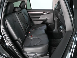 Внедорожник Toyota Highlander 2026 года, 6095000 рублей, Аксай