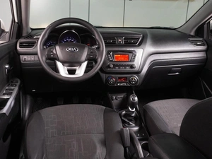 Хетчбэк Kia Rio 2013 года, 899000 рублей, Воронеж