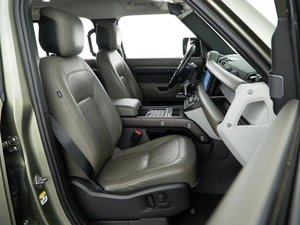 Внедорожник Land Rover Defender 2020 года, 4898055 рублей, Москва