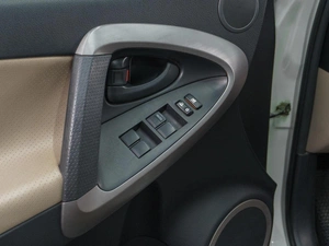 Внедорожник Toyota RAV4 2008 года, 1909000 рублей, Сургут