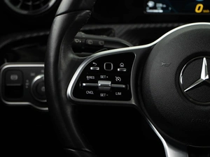 Хетчбэк Mercedes-benz A-класс 2018 года, 2098999 рублей, Москва