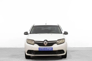 Седан Renault Logan 2017 года, 749000 рублей, Барнаул