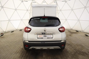 Внедорожник Renault Kaptur 2018 года, 1450000 рублей, Обнинск