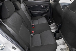 Хетчбэк Toyota Vitz 2019 года, 1489000 рублей, Барнаул