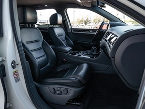 Внедорожник Volkswagen Touareg 2010 года, 1829000 рублей, Нижний Новгород