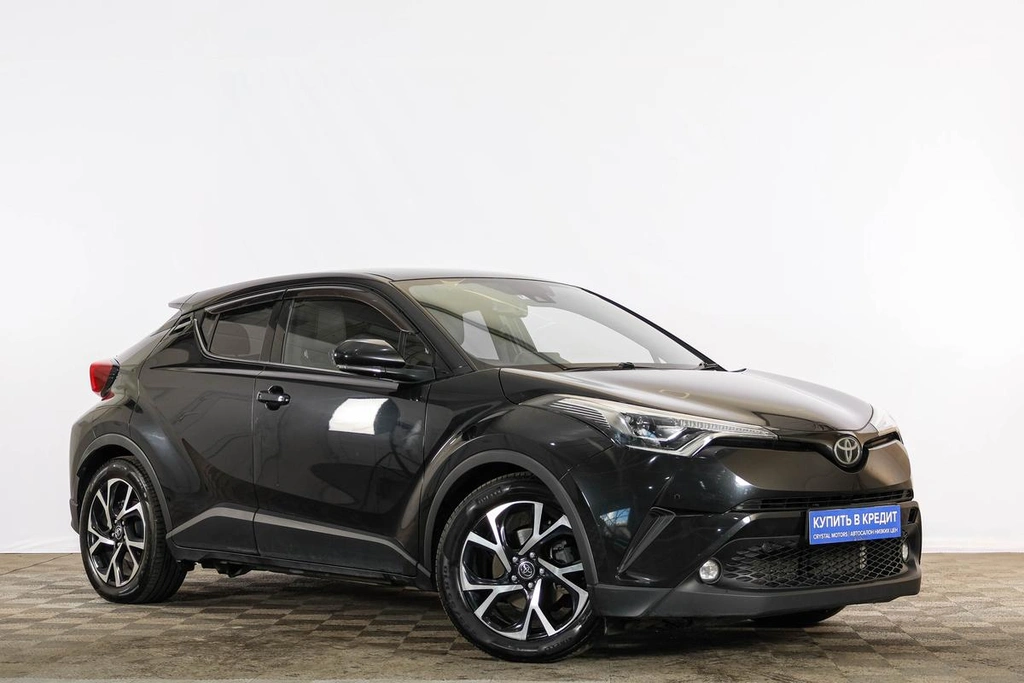 Внедорожник Toyota C-HR 2018 года, 2029000 рублей, Тюмень