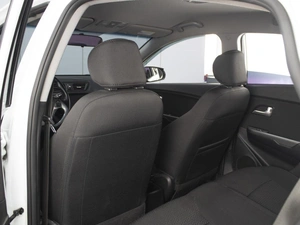 Седан Kia Rio 2015 года, 1200000 рублей, Омск