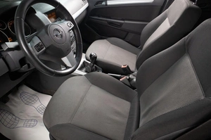 Хетчбэк Opel Astra 2011 года, 549000 рублей, Оренбург