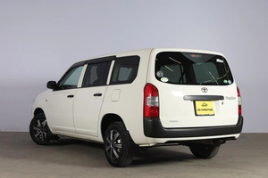 Универсал Toyota Probox 2019 года, 1169000 рублей, Новосибирск