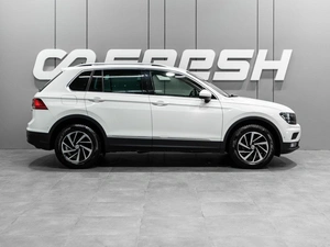 Внедорожник Volkswagen Tiguan 2018 года, 2319000 рублей, Тюмень