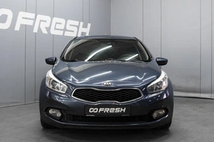 Хетчбэк Kia Ceed 2012 года, 1090000 рублей, Омск