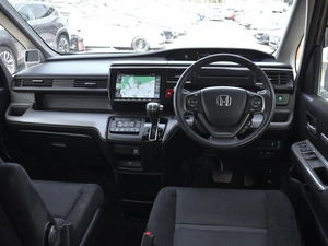 Минивэн Honda Stepwgn Spada 2019 года, 2398000 рублей, Краснодар