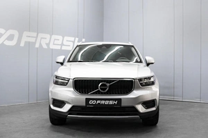 Внедорожник Volvo XC40 2018 года, 2550000 рублей, Омск