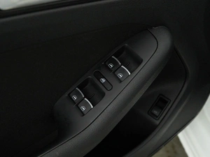 Седан Volkswagen Jetta 2016 года, 1067077 рублей, Москва