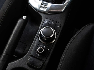 Хетчбэк Mazda Demio 2015 года, 990000 рублей, Краснодар