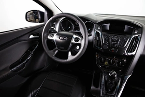 Хетчбэк Ford Focus 2011 года, 959000 рублей, Пермь
