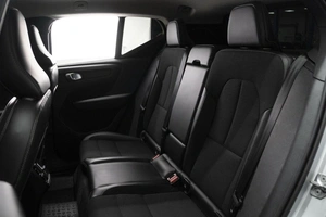 Внедорожник Volvo XC40 2018 года, 2550000 рублей, Омск
