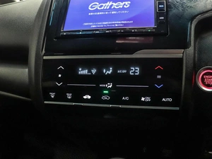 Хетчбэк Honda Fit 2019 года, 1400000 рублей, Красноярск