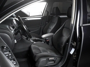 Хетчбэк Volkswagen Golf 2011 года, 960000 рублей, Минеральные Воды