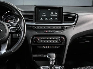 Универсал Kia Ceed 2019 года, 1899000 рублей, Кирилловка