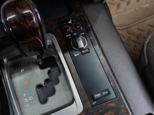 Внедорожник Toyota Land Cruiser 2010 года, 3499000 рублей, Тюмень