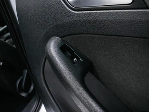 Седан Volkswagen Jetta 2012 года, 1089000 рублей, Красноярск