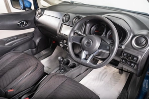 Хетчбэк Nissan Note 2018 года, 999000 рублей, Томск