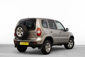 Внедорожник Chevrolet Niva 2016 года, 799000 рублей, Барнаул