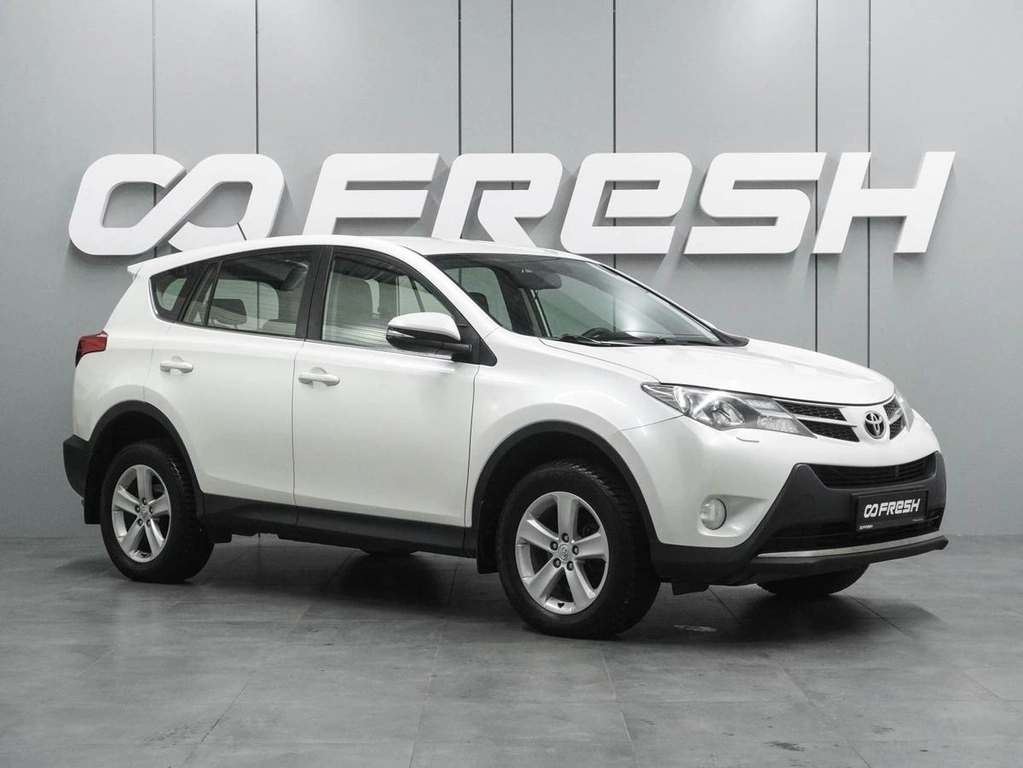 Внедорожник Toyota RAV4 2013 года, 1739000 рублей, Воронеж