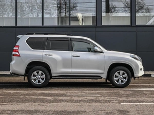 Внедорожник Toyota Land Cruiser Prado 2013 года, 3349000 рублей, Кирилловка
