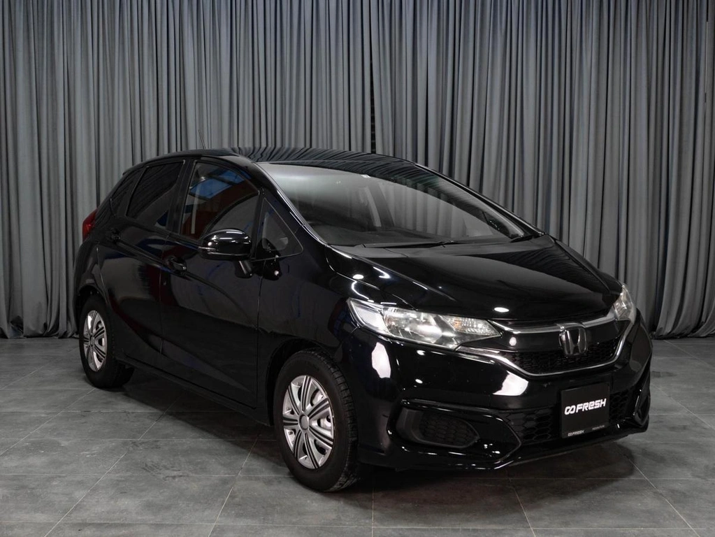 Хетчбэк Honda Fit 2018 года, 1129000 рублей, Тюмень