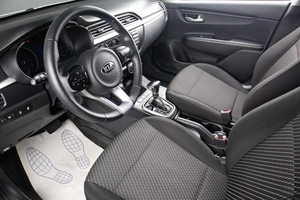 Хетчбэк Kia Rio X-Line 2019 года, 1649000 рублей, Оренбург