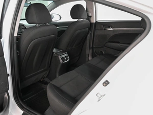 Седан Hyundai Elantra 2019 года, 1719000 рублей, Аксай
