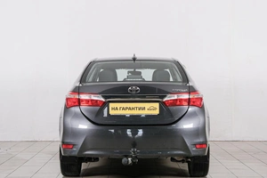 Седан Toyota Corolla 2017 года, 1549000 рублей, Красноярск
