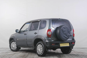 Внедорожник Chevrolet Niva 2017 года, 789000 рублей, Кемерово