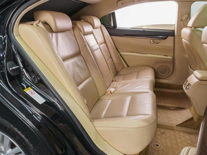 Седан Lexus ES 2013 года, 1899000 рублей, Сургут
