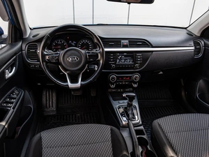 Седан Kia Rio 2017 года, 1355000 рублей, Краснодар