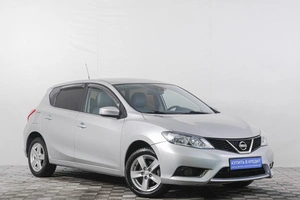 Хетчбэк Nissan Tiida 2015 года, 899000 рублей, Кемерово