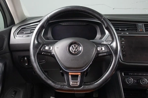 Внедорожник Volkswagen Tiguan 2017 года, 1949000 рублей, Оренбург