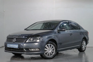 Седан Volkswagen Passat 2011 года, 1099000 рублей, Челябинск